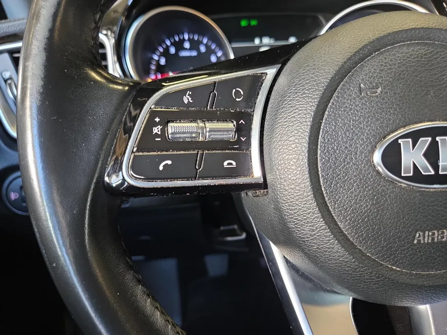 Kia XCeed 1.0 T-GDi DynamicLine | 1e Eigenaar | Dealer onderhouden | Carplay | camera | Navigatie | Cruise Control | LM Velgen 18' | 12 Maanden Bovag Garantie | NAP