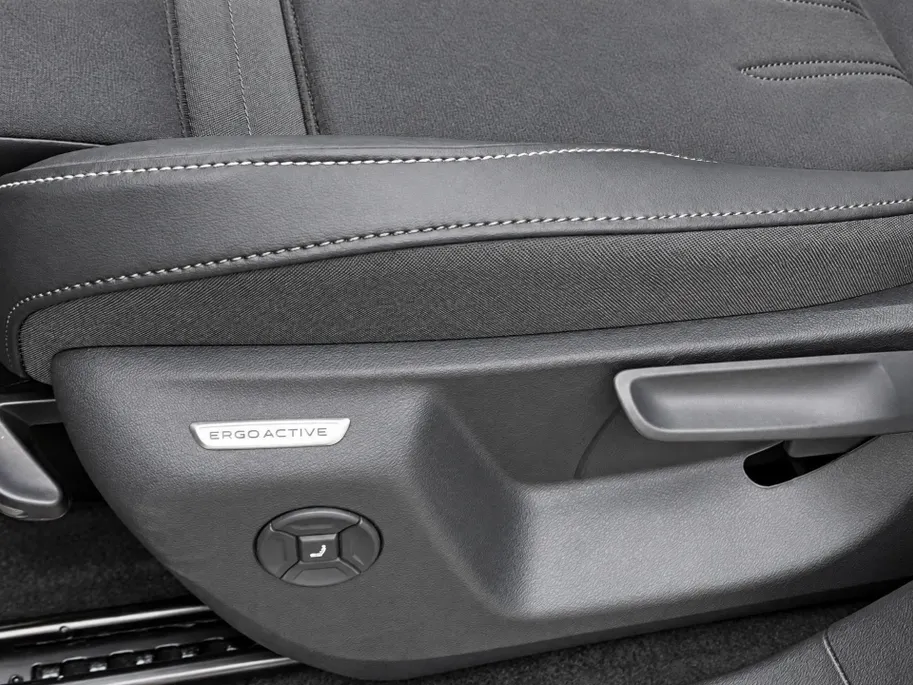 Volkswagen Tayron 1.5eHybrid 150kW/204PK Life Edition · Panoramadak · Harman/Kardon sound · 360°Camera · Garantie t/m 12-02-2031 of 100000km.