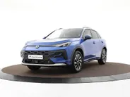 Volkswagen T-Roc Life First Edition 1.5 eTSI 116 PK 7 versn. DSG · Comfort pakket · Achteruitrijcamera ·