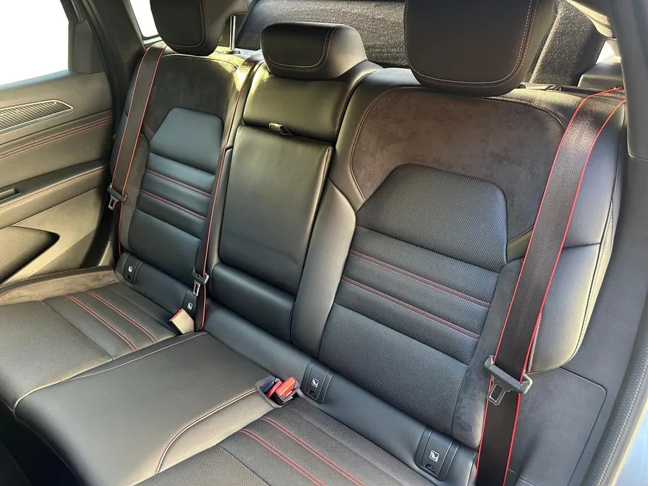 Renault Arkana 1.6 E-Tech Hybrid 145 R.S. Line | Automaat | Panoramadak | Memorystoelen | Lederen Bekleding | Stoel- & Stuurverwarming | Camera | 12 maanden BOVAG Garantie