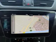 Škoda Superb Combi 1.4 TSI iV Business Edition Plus *Automaat*Navi+Camera*Parkeersensoren*Elekt. Stoelen*Lederen bekleding*Winter Pack*VOL OPTIES!