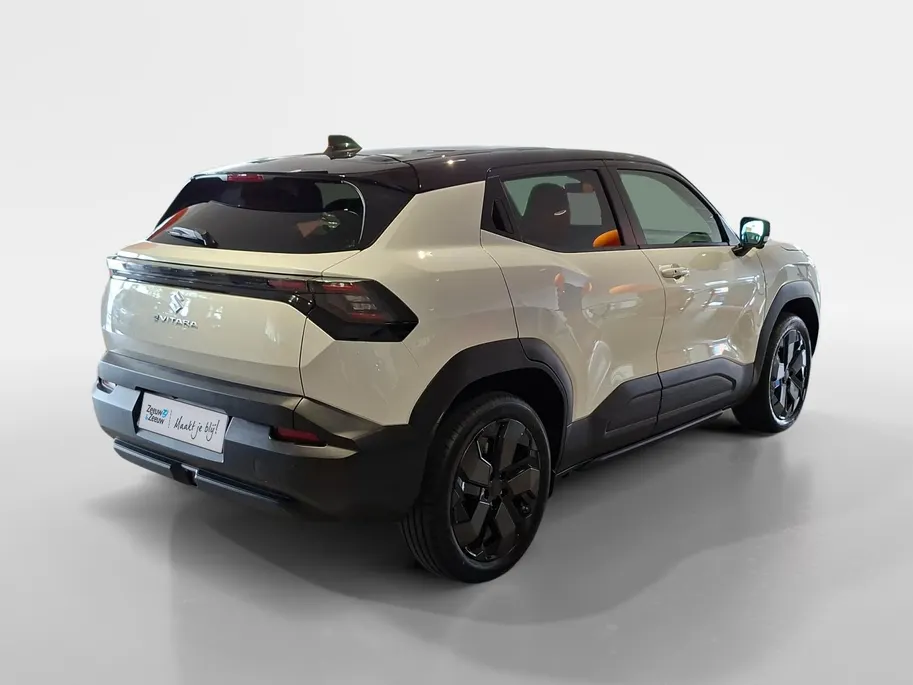 Suzuki e Vitara Style 61 kWh | €2.000.- inruil premie | Direct leverbaar | Hoge instap | Panorama dak | 360 camera | 10 jaar garantie!