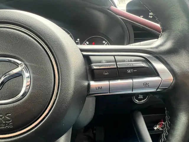 Mazda 3 2.0 e-SkyActiv-X M Hybrid 186 Luxury AUTOMAAT | SUNROOF | AERO PACK | LEDER | Bose AUDIO | APPLE CARPLAY/ANDROID AUTO | A.CAMERA | NED. AUTO |