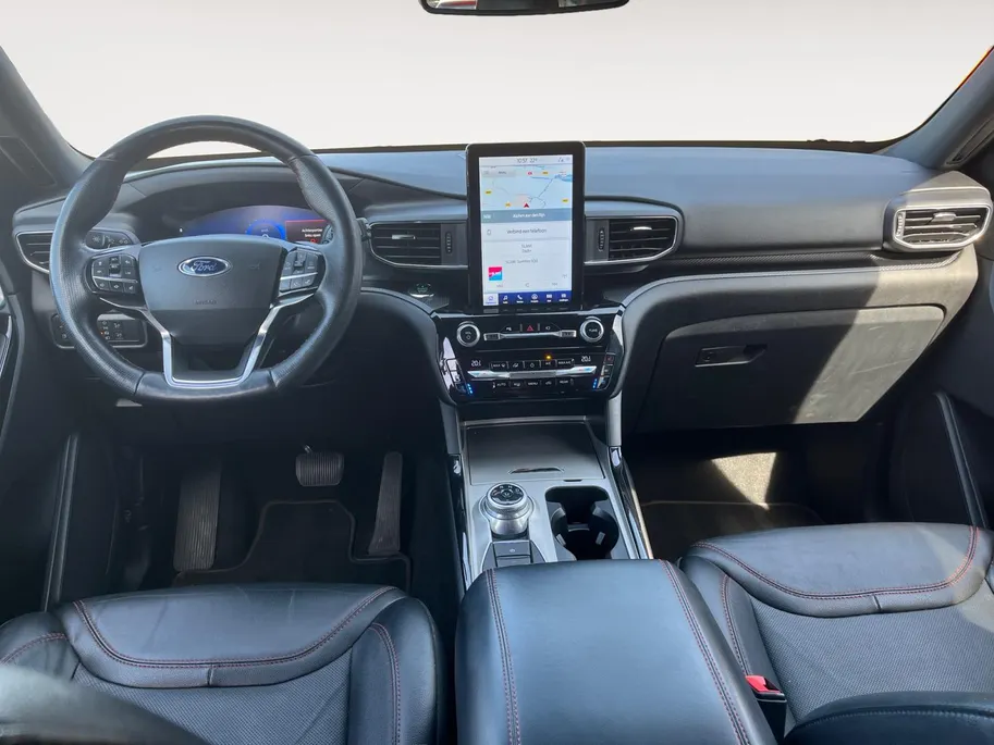 Ford Explorer 3.0 V6 EcoBoost PHEV ST-Line 7p. | Dealer Onderhouden | Panoramadak | 360 Graden Camera | All Season Banden | Elektrische Achterklep | Adapt. Cruise Control | BLISS | Winterpakket | Navigatie |