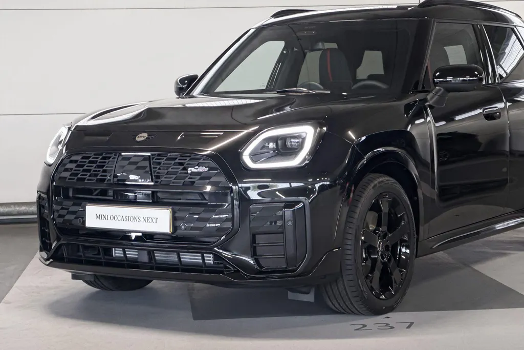 MINI Countryman S ALL4 John Cooper Works XL