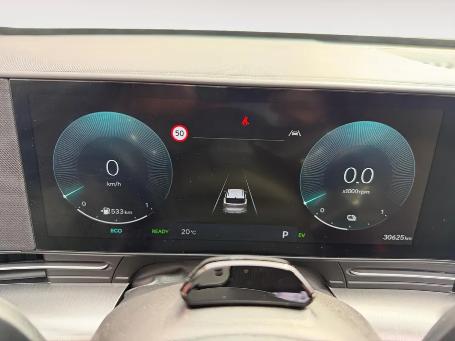 Hyundai Kona 1.6 GDI HEV Premium Sky | Schuif-kanteldak| Stoelverwarming/koeling| Lederen bekleding| Bose| Elektrische stoelen met geheugen| BOM VOL OPTIES