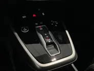 Audi Q4 Sportback e-tron 40 Advanced 150kW/204PK 82 kWh · Panoramadak · Trekhaak · Stoelverwarming · Apple/Android Car Play