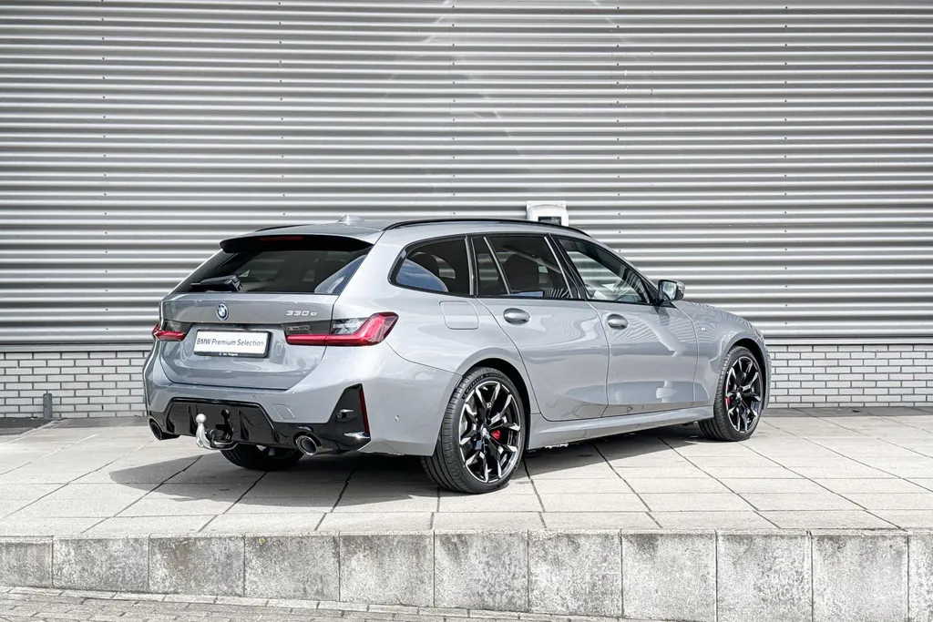 BMW 3 Serie Touring 330e