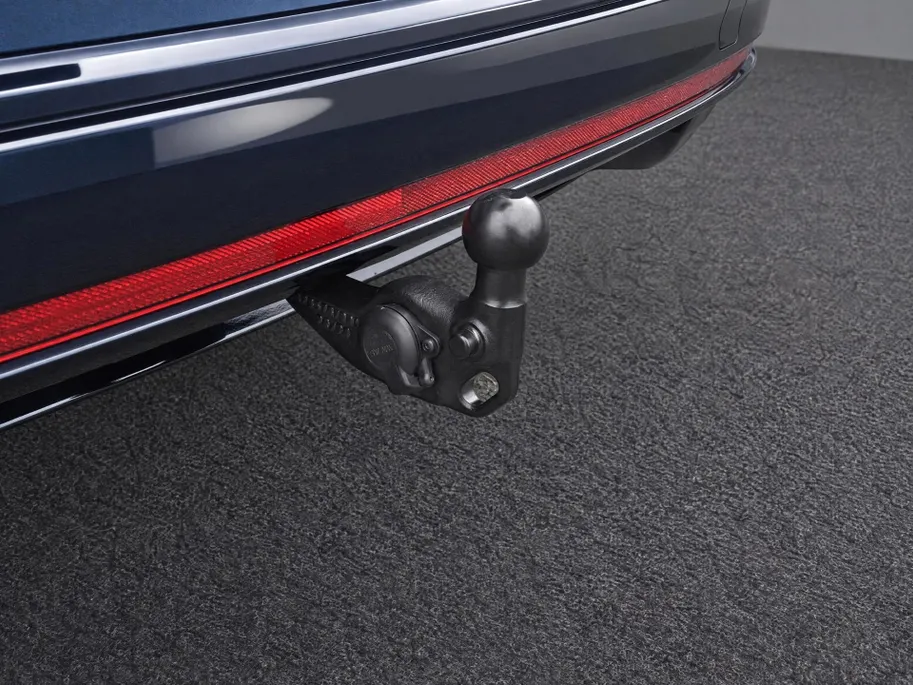 Volkswagen ID.7 Limited Edition Plus 77 kWh accu 286 PK · Trekhaak inklapbaar, met elektrische ontgrendeling · Draadloze telefoonlader ·