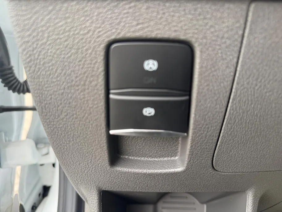 Ford Transit 350 2.0 TDCI L2H2 Trend 130 pk FWD | BPM-VRIJ | Achteruitrijcamera | Trekhaak | Verwarmde bestuurdersstoel en bijrijdersbank | Cruise Control