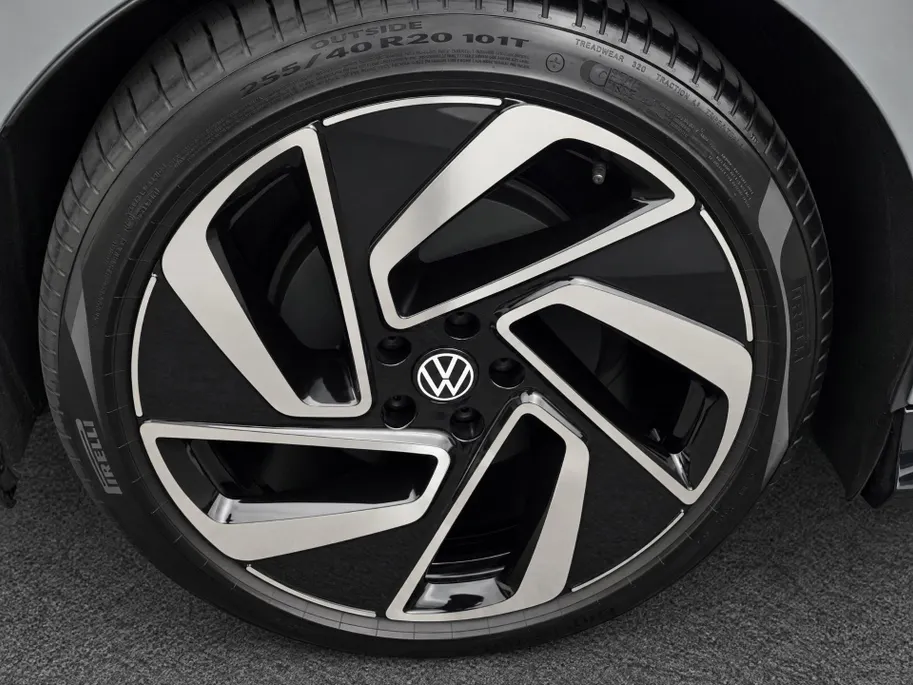 Volkswagen ID.7 Pro Limited Edition 77 kWh accu 286 pk · Trekhaak inklapbaar, met elektrische ontgrendeling ·