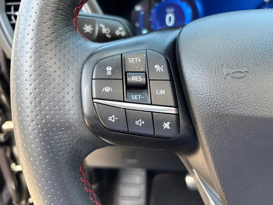 Ford Kuga 2.5 PHEV ST-Line X 225PK | Panoramadak | Adaptieve Cruise Control | BLIS | El. Stoel | LED | Head Up Display | Winter Pack | 20' Lichtmetalen velgen | Camera voor en achter