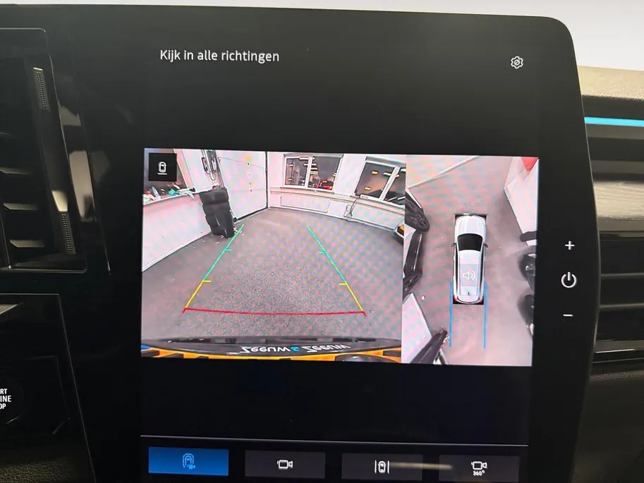 Renault Espace E-Tech full hybrid 200 iconic 7p. AUTOMAAT AIRCO CRUISE CONTROL 360CAMERA NAVIGATIE PANORAMADAK ELECTRISCHE KOFFERKLEP ADAPTIEVE ALLE OPTIES DIE JE KUNT VERZINNEN