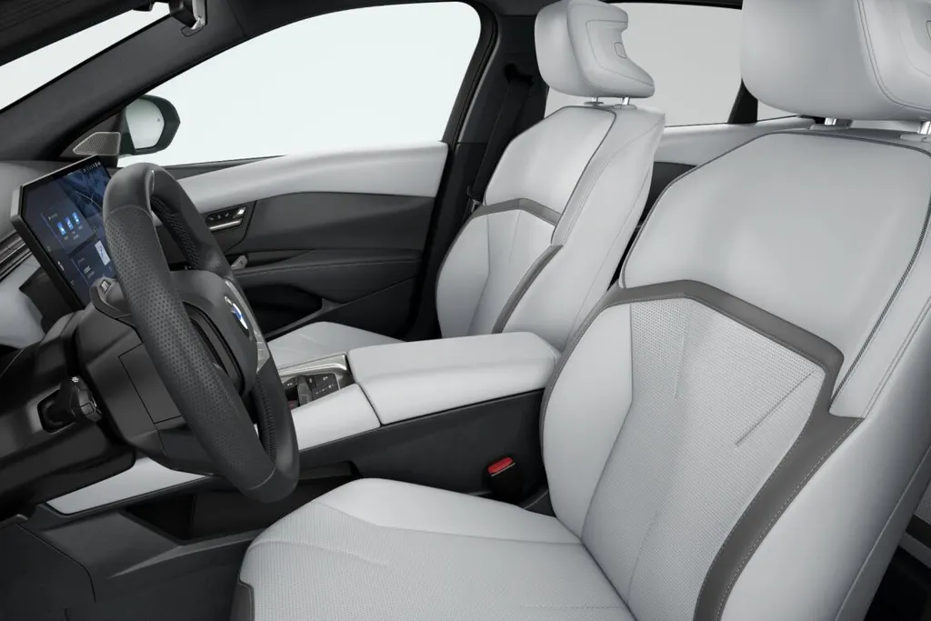 BMW i3 Sedan 50 xDrive First Edition