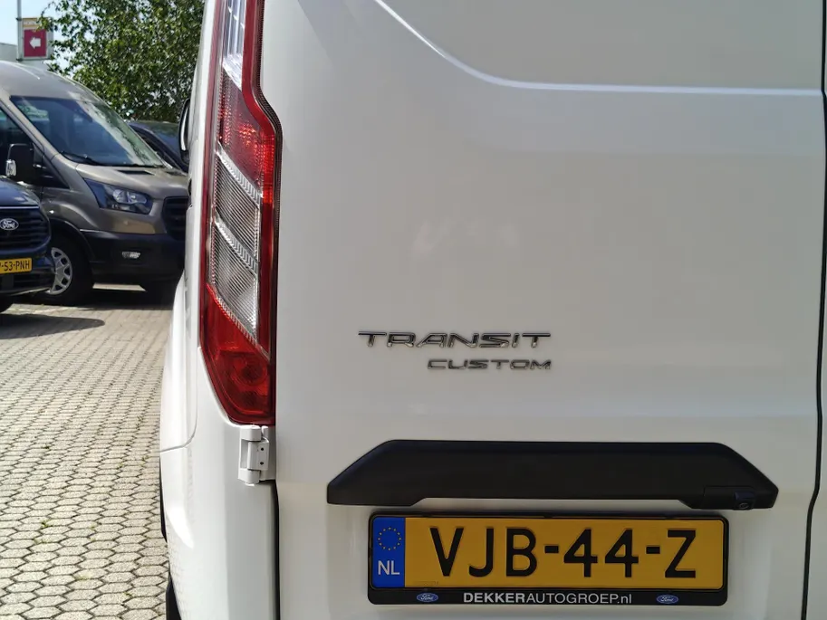 Ford Transit Custom 300 2.0 TDCI L1H2 Trend | Dubbele zijschuifdeuren | Imperiaal | ladderhulp | Omvormer | Comfort laadschot | kasteninrichting