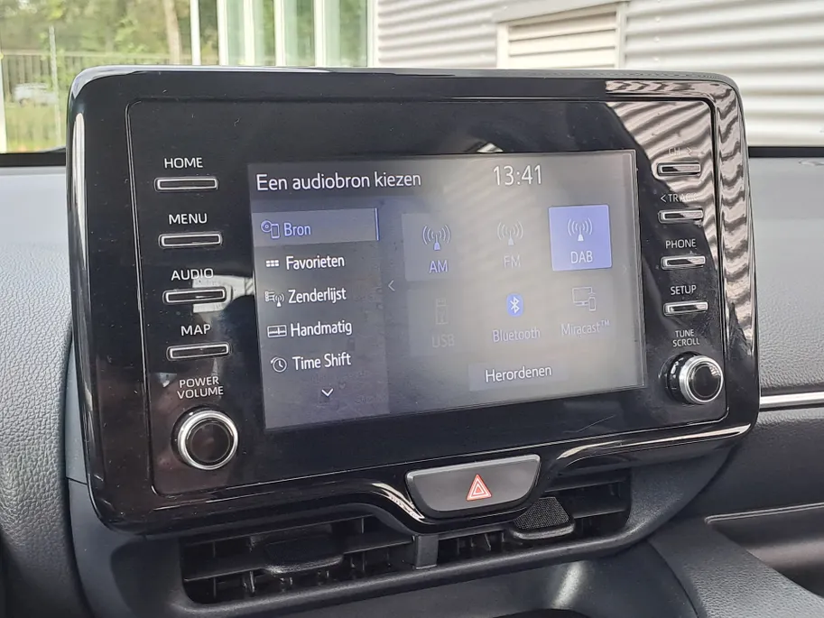 Toyota Yaris 1.5 Hybrid Active AUTOMAAT | Navigatie | Adaptieve Cruise | Climate | Camera | Rijstrooksensor met correctie | Apple Carplay/Android Auto