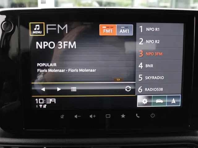 Suzuki Swift 1.2 Comfort Smart Hybrid | Navi | Adap. Cruise | Camea | Park sens