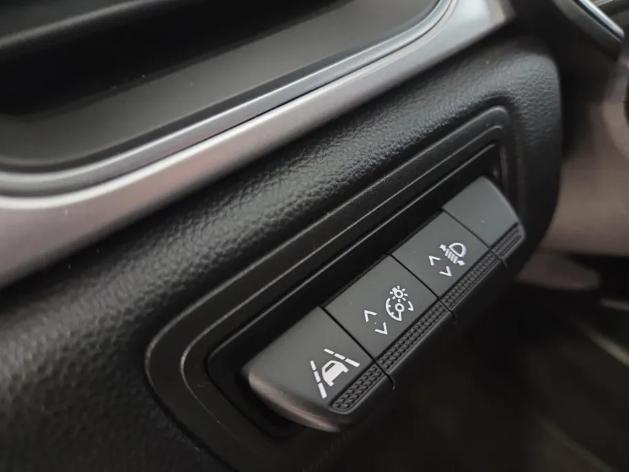 Renault Captur 1.0 TCe 90 Intens *Cruise Control * Carplay * LM Velgen * All Season Banden * 12 Maanden BOVAG Garantie *