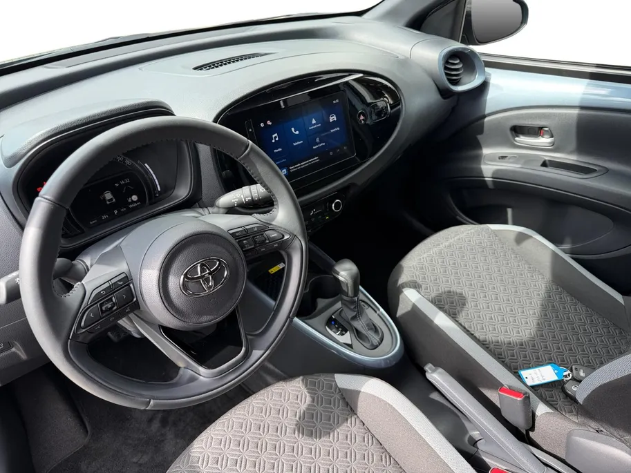 Toyota Aygo X 1.0 VVT-i S-CVT Envy