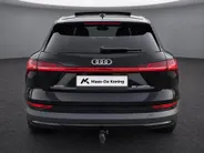Audi e-tron 55 quattro edition 300kW/408PK 95 kWh · Panoramadak · Trekhaak · Stoelverwarming ·