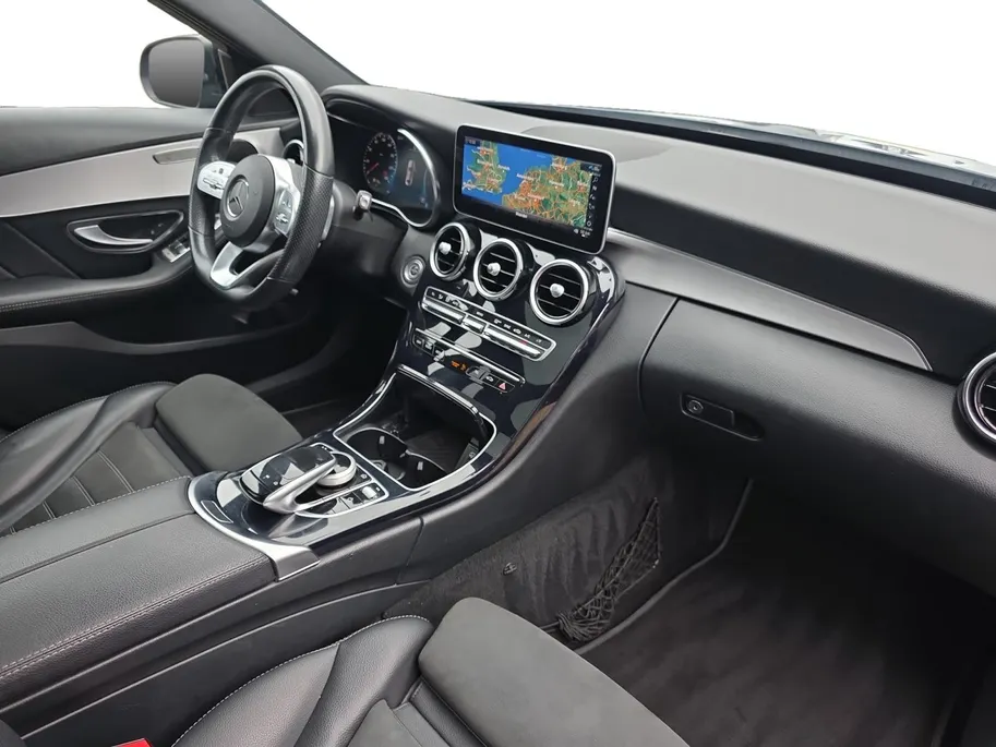 Mercedes-Benz C-Klasse 180 Business Solution AMG | Panoramadak | Cruise Control | Achteruitrijcamera | Apple Carplay/Android Auto |