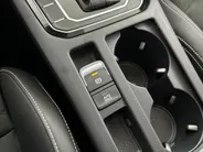 Volkswagen Passat Variant 1.5 TSI R-Line Business + DSG Automaat | Panoramadak | Trekhaak | Elektrische Stoelen