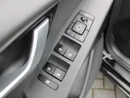 Kia Niro 1.6 GDi Hybrid DynamicLine | Camera | Cruise adapt. | Clima | 16' LM | Navi | Keyless |