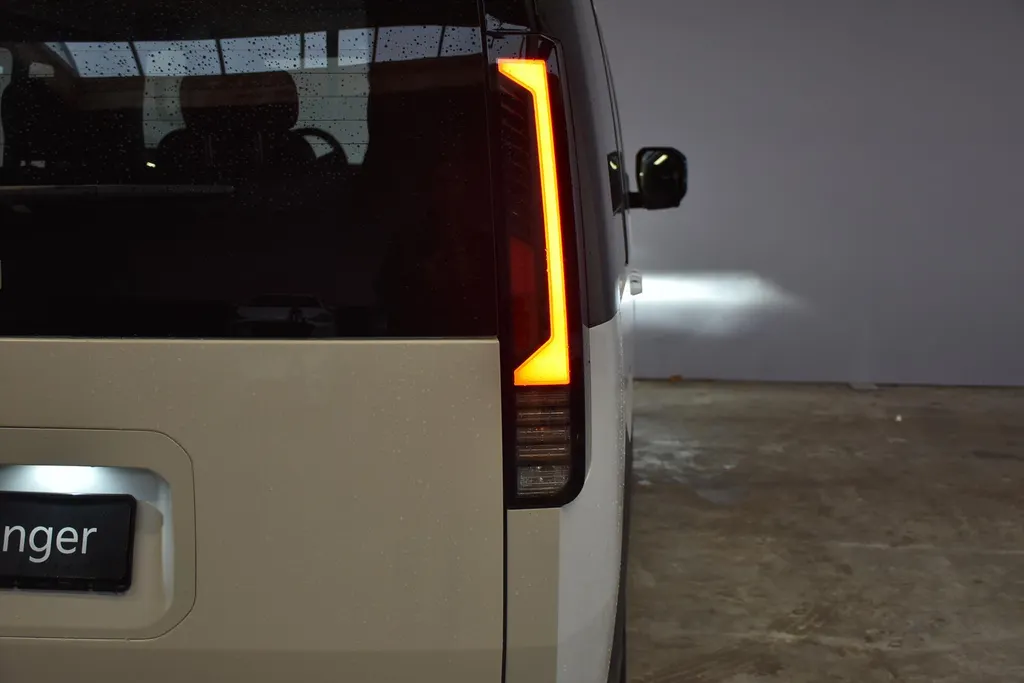 Kia PV5 Passenger 71,2 kWh Elite Executive NIEUW