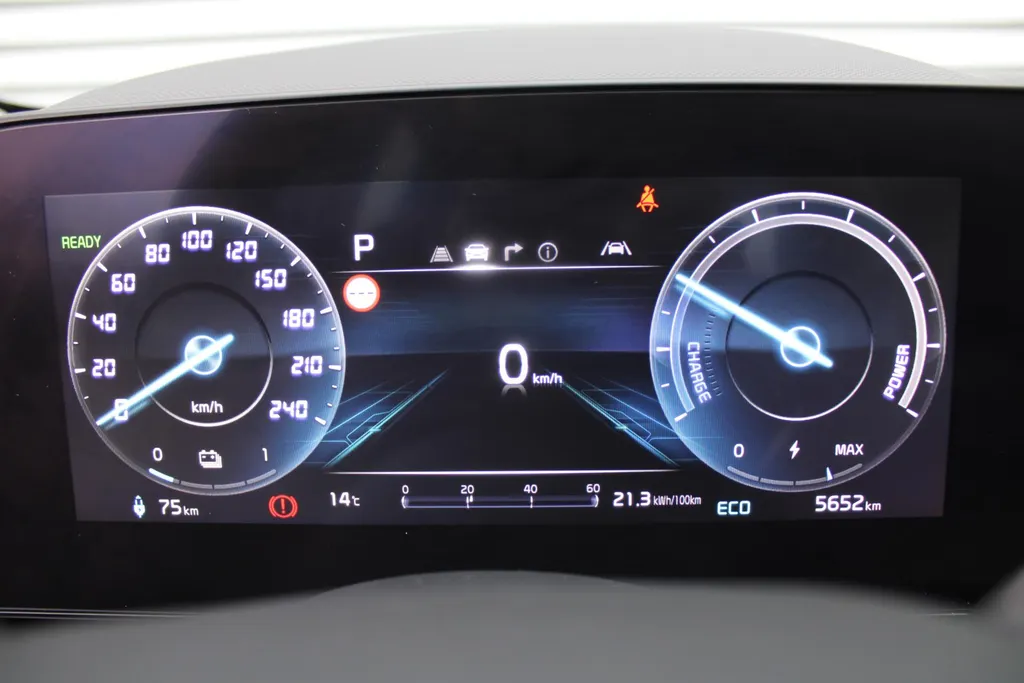 Kia Niro EV DynamicLine 64.8 kWh | Navi | Airco | Cruise | Camera | 17' LM |