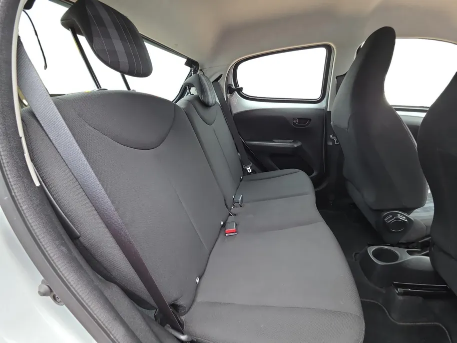 Peugeot 108 1.0 e-VTi Active | Zeer nette auto | Apple CarPlay & Android Auto | Volledig onderhouden | Achteruitrijcamera | 12 Maanden BOVAG Garantie |
