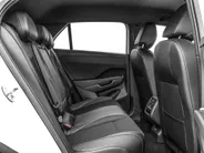 Volkswagen T-Roc R-Line First Edition 1.5 eTSI 150 PK 7 versn. DSG · Electrische achterklep · Achteruitrijcamera · Draadloze telefoonlader · Voorraad OUTLET · Prijs is inclusief inruilpremie ·