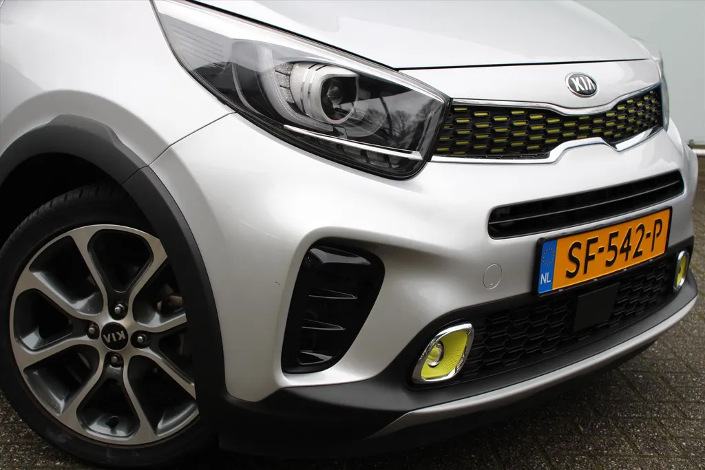 Kia Picanto 1.2 84pk 5-zits X-Line I NAVI | STOELVERWARMING I PDC | CAMERA |