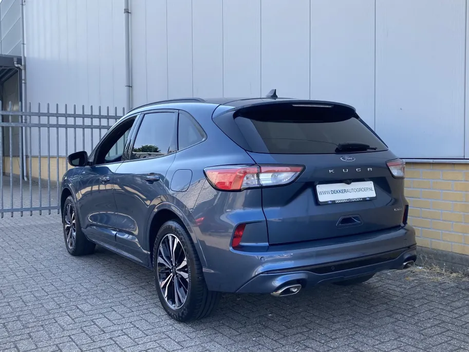 Ford Kuga 2.5 PHEV 225 pk ST-Line X Elektrisch wegklapbare trekhaak - 19inch lichtmetalen velgen - Winter Pack - Navigatie - Achterruitrijcamera