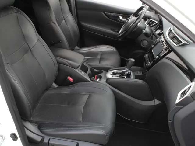 Nissan QASHQAI 1.2 Tekna Automaat | Leder | Panodak | Trekhaak