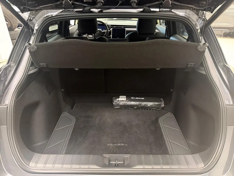 Lexus LBX 1.5 HYBRID | COOL | ADVANCE PAKKET | BI-TONE | NL-AUTO |
