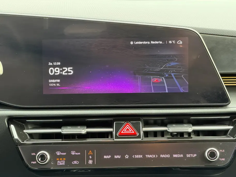 Kia Niro 1.6 GDi Hybrid DynamicLine | Navigatie | Camera | Adaptieve cruise control | Apple Carplay / Android Auto | Parkeersensoren voor en achter | Verbruik 1 op 20!