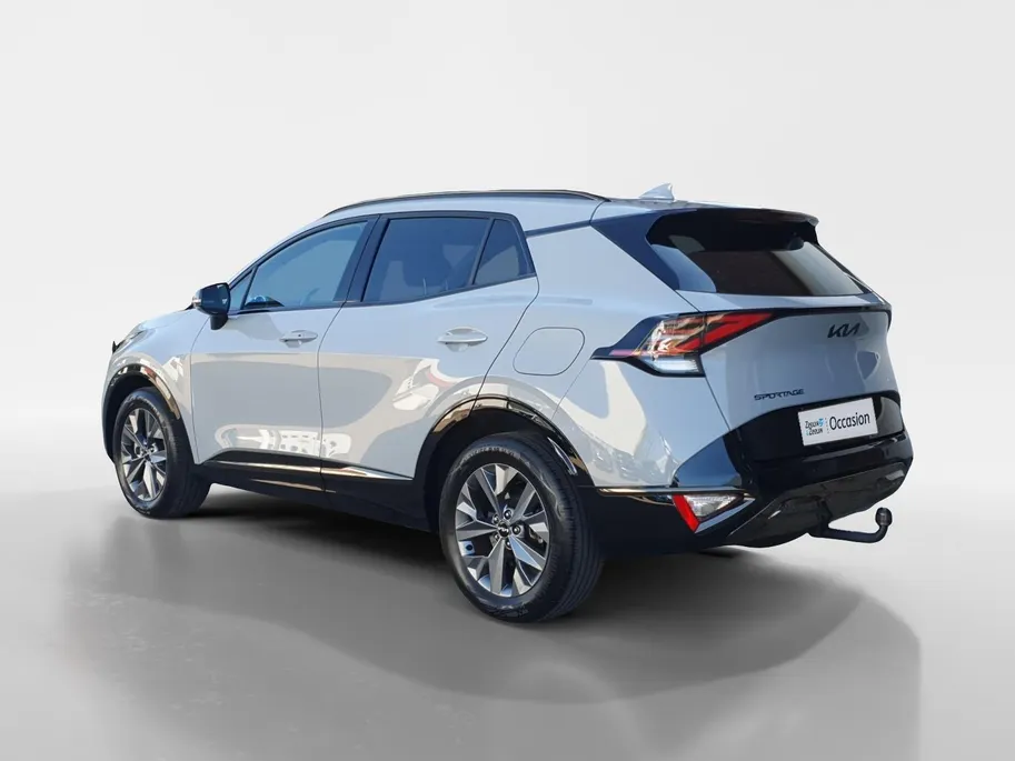 Kia Sportage 1.6T Hybrid Dark Edition | Trekhaak | Lederen bekleding | Stoel en stuurverwarming | Elektrisch verstelbare voorstoelen | Navigatie | Camera |