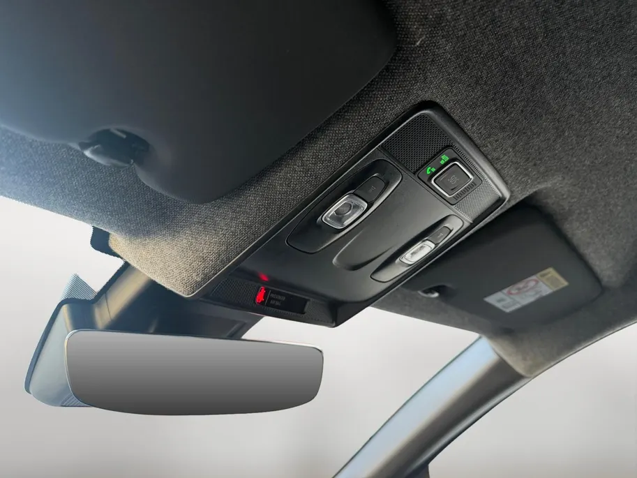 Renault Captur 1.6 E-Tech full hybrid 145 E-Tech engineered | Automaat | Parkeersensoren | Camera | Apple Carplay & Android Auto | Cruise & Climate Control | Navigatie | 12 Maanden BOVAG Garantie