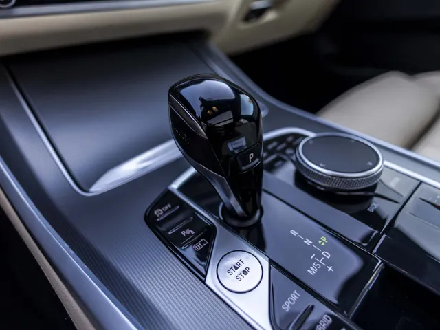 BMW X5 xDrive45e High Executive | M-pakket | Panoramadak | HUD