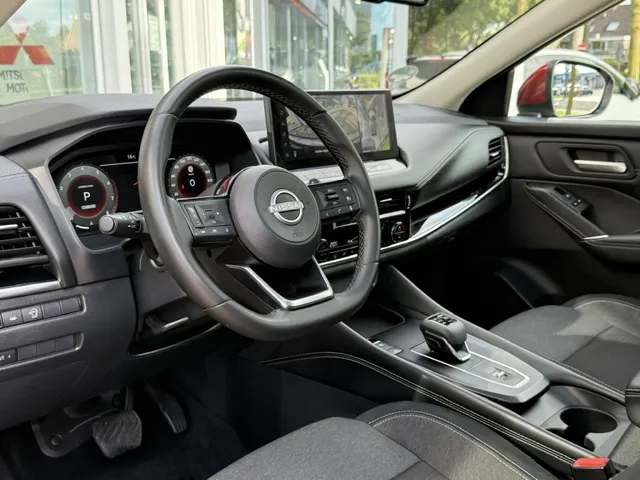 Nissan QASHQAI 1.3 Mild-Hybrid 158pk Xtronic N-Connecta | Panoramadak | Navigatie | 360-Camera | App Connect | Blind Spot | Keyless | All Season