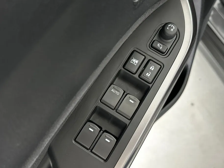 Suzuki Vitara 1.4 Style Smart Hybrid Automaat | Panoramadak | €2.000,- + €750,- voorraadkorting!