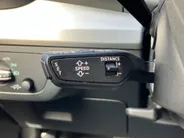 Audi Q5 50 TFSIe 220kW/299PK S Line · Panoramadak · Camera · Apple/Android Car Play · Adaptive Cruise Control · Navigatie · Drive select