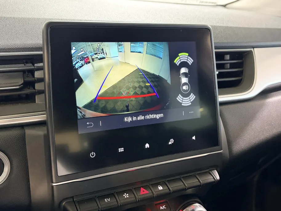 Renault Captur 145PK E-Tech Hybrid Intens Automaat | Trekhaak | All Season Banden | Navi | Camera | Climate Control | Velgens Hoogglans Zwart | Apple CarPlay/Android Auto | Licht & Regen Sensor | Full LED |