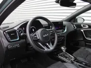 Kia Ceed Sportswagon 1.0 T-GDi MHEV Design Edition | Stuur-/stoelverwarming | Cruise adapt. | Camera | 16' LM | Elek. achterklep | JBL audio | LED |