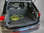Volkswagen Tiguan 1.4TSIeHybrid 180kW/245PK R-Line Black Style · Dodehoeksensoren ·  Navigatie · Parkeersensoren · Apple/Android Car Play ·