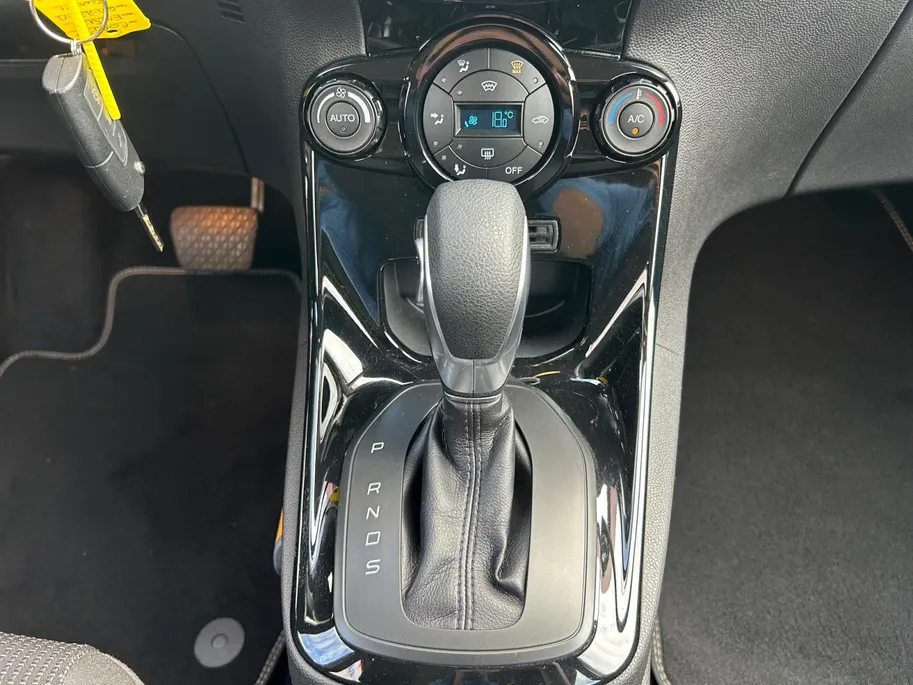 Ford Fiesta 1.0 EcoBoost Titanium |Automaat| Navigatie| Voorruitverwarming| lichtmetalen velgen 16'| 12 maanden Bovag garantie|