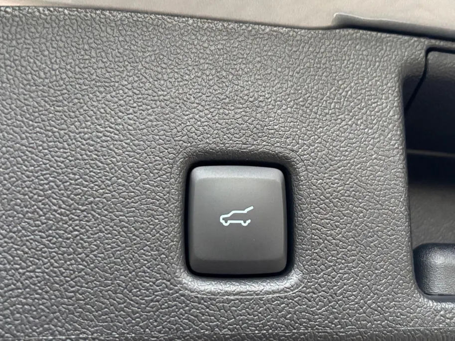 Ford Kuga 2.5 PHEV Sound Edition | €4.000,- korting! | Beperkt beschikbaar| Panoramadak | El. Trekhaak | B&O Premium Audio | 20' Lichtmetalen velgen | 360Camera | Unieke bekleding | | Nieuw te bestellen