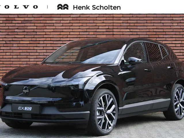 Volvo EX30