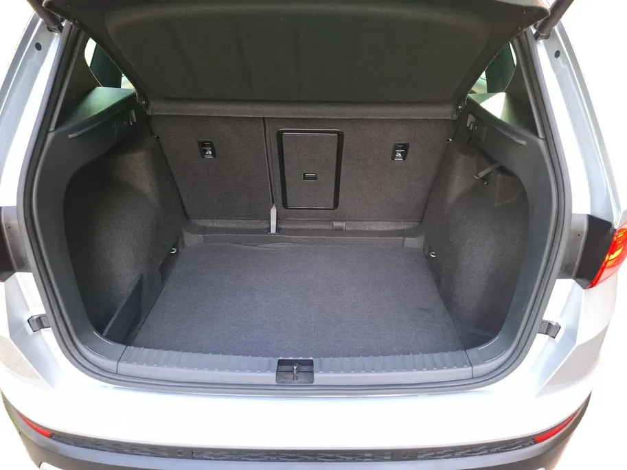 SEAT Ateca 1.5 TSI Xcellence Business Intense | ELECKTISCHE HAAK | AUTOMAAT | KANTEL/SCHUFDAK | BSW | STOELVERWARMING | CRUISE | CLIAMTE | PDC |