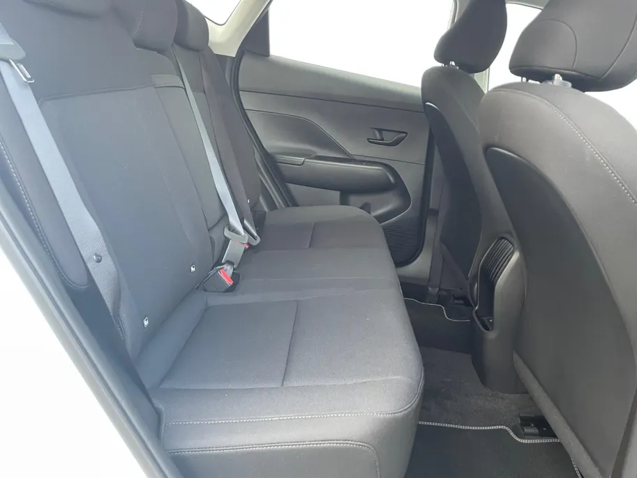Hyundai Kona 1.6 GDI HEV Comfort |Navigatie| Adaptieve cruise control| Achteruitrijcamera| Parkeersensoren v+a |